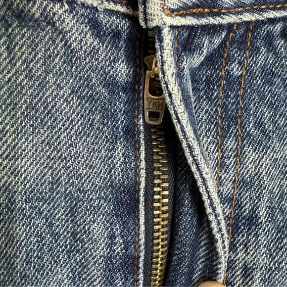 Reformation High Rise Distressed Cigarette Jean in Dark Stone Wash Size 26 - Picture 4 of 11